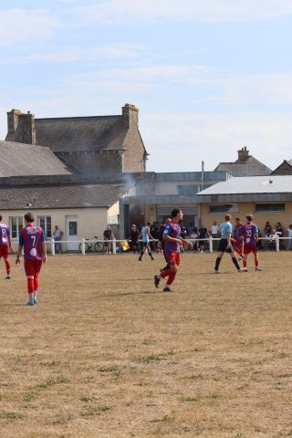 FC BEAUSSAIS (R3) 06 09 26