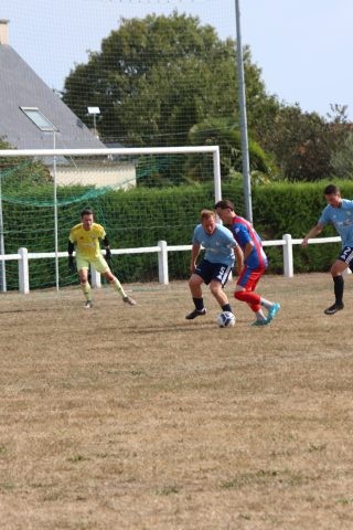 FC BEAUSSAIS (R3) 06 09 26