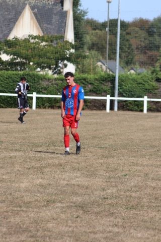 FC BEAUSSAIS (R3) 06 09 26