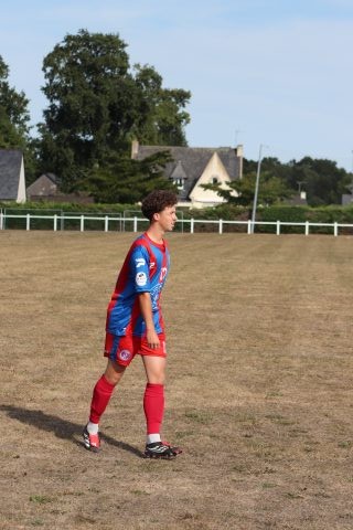 FC BEAUSSAIS (R3) 06 09 26