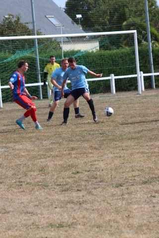 FC BEAUSSAIS (R3) 06 09 26