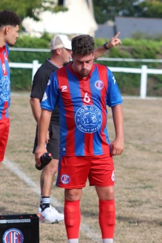 FC BEAUSSAIS (R3) 06 09 26