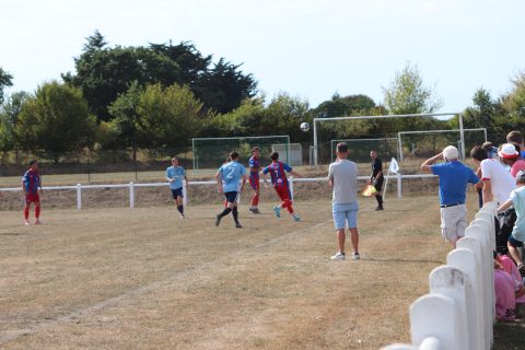 FC BEAUSSAIS (R3) 06 09 26