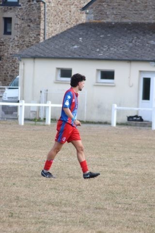 FC BEAUSSAIS (R3) 06 09 26