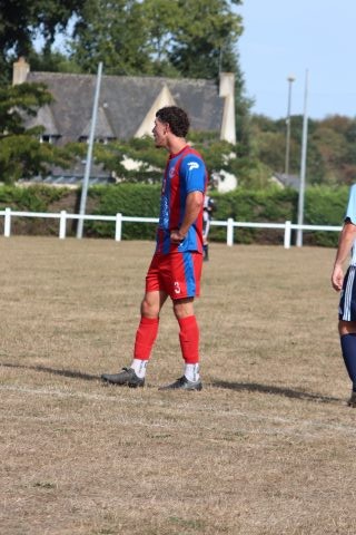 FC BEAUSSAIS (R3) 06 09 26