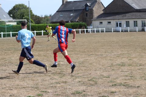 FC BEAUSSAIS (R3) 06 09 26