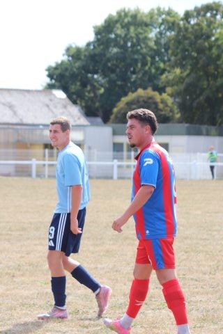 FC BEAUSSAIS (R3) 06 09 26