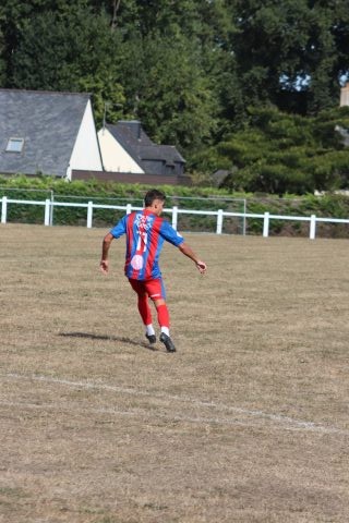 FC BEAUSSAIS (R3) 06 09 26
