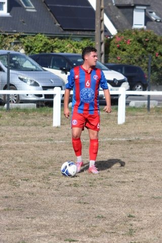 FC BEAUSSAIS (R3) 06 09 26