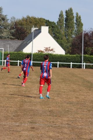 FC BEAUSSAIS (R3) 06 09 26
