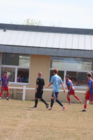 FC BEAUSSAIS (R3) 06 09 26