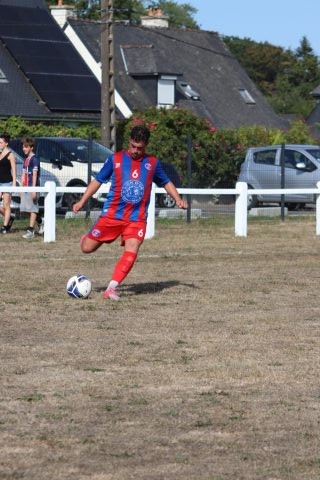 FC BEAUSSAIS (R3) 06 09 26