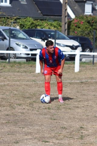 FC BEAUSSAIS (R3) 06 09 26