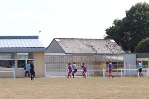 FC BEAUSSAIS (R3) 06 09 26