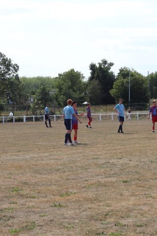 FC BEAUSSAIS (R3) 06 09 26