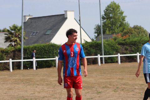 FC BEAUSSAIS (R3) 06 09 26