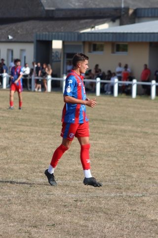 FC BEAUSSAIS (R3) 06 09 26