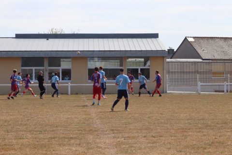 FC BEAUSSAIS (R3) 06 09 26