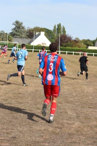 FC BEAUSSAIS (R3) 06 09 26