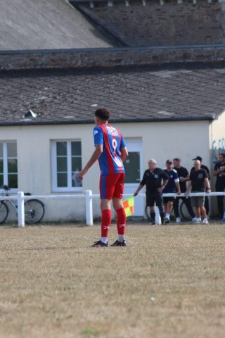 FC BEAUSSAIS (R3) 06 09 26