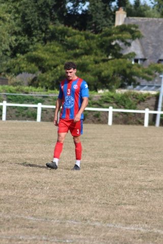 FC BEAUSSAIS (R3) 06 09 26