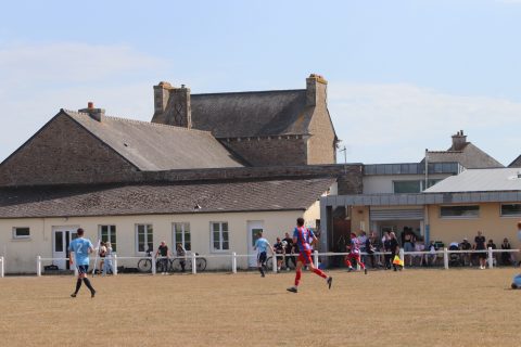 FC BEAUSSAIS (R3) 06 09 26