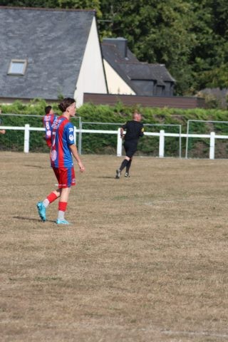 FC BEAUSSAIS (R3) 06 09 26